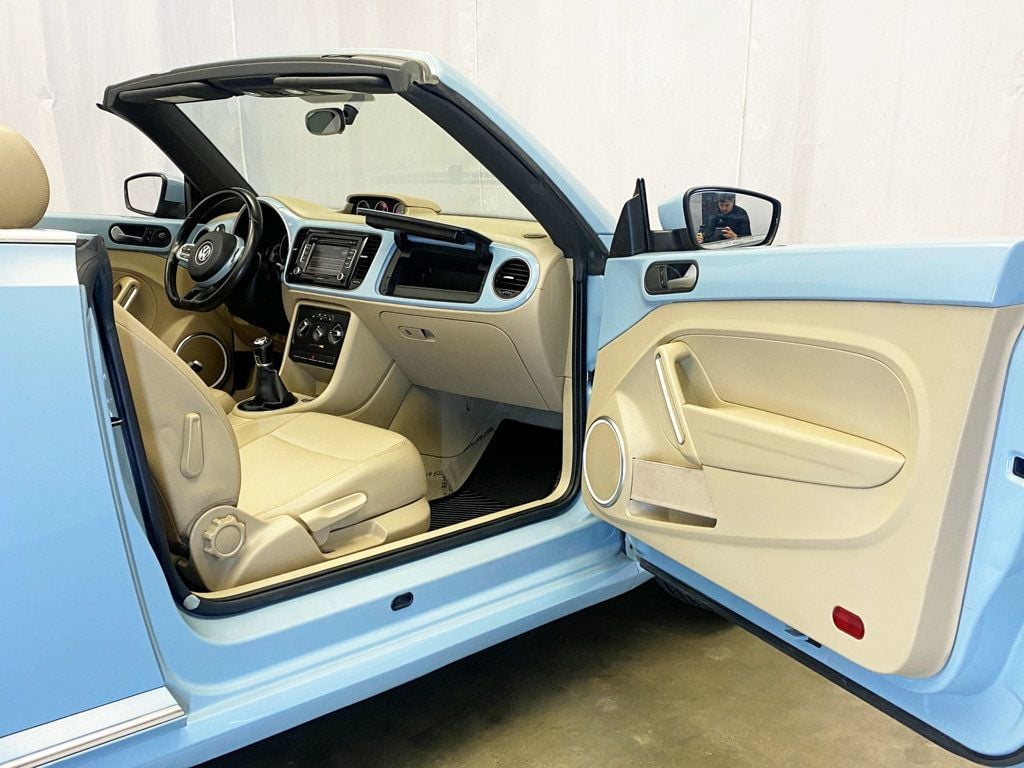 2013 Volkswagen Beetle Convertible 2dr Manual 2.0L TDI - 22911563 - 46