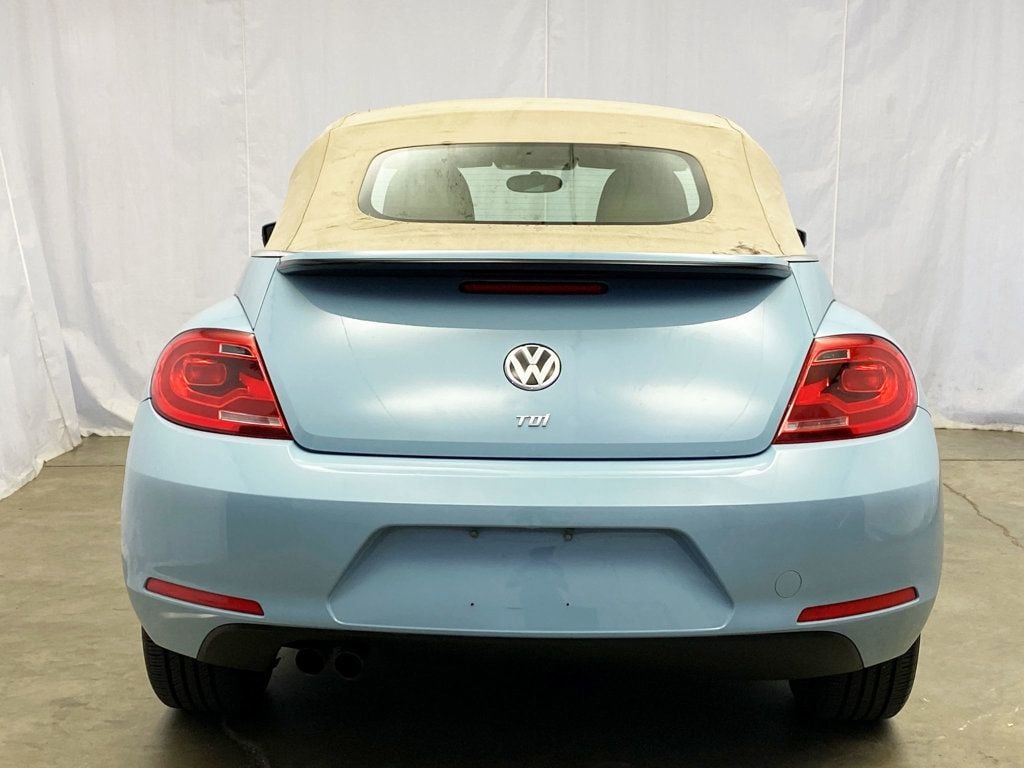 2013 Volkswagen Beetle Convertible 2dr Manual 2.0L TDI - 22911563 - 6