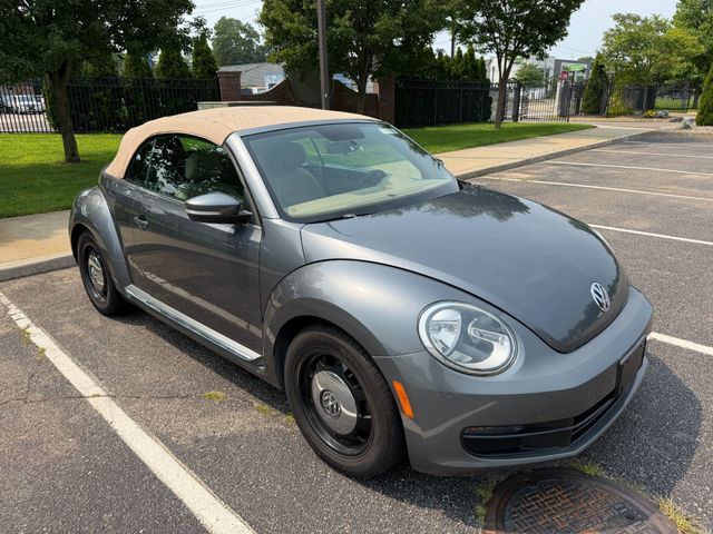 2013 Volkswagen Beetle Convertible CLEAN CARFAX, 2.5L, PZEV, CONVERTIBLE, LEATHER, HEATED SEATS - 23064906 - 11