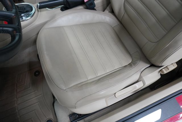 2013 Volkswagen Beetle Convertible Turbo - 22948809 - 10