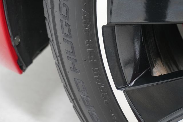 2013 Volkswagen Beetle Convertible Turbo - 22948809 - 24