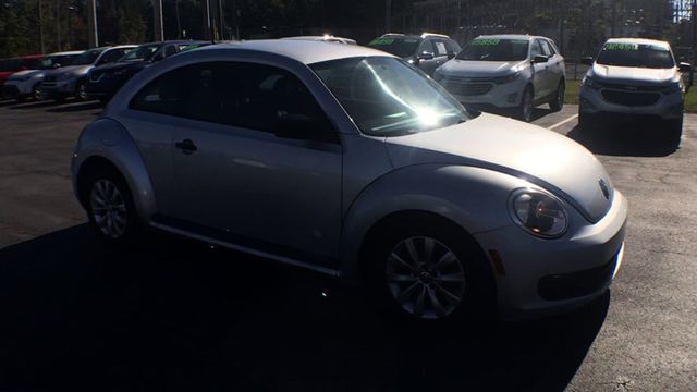 2013 Volkswagen Beetle Coupe  - 22935876 - 8