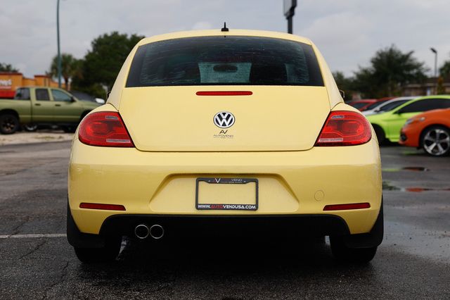 2013 Volkswagen Beetle Coupe  - 23068489 - 9