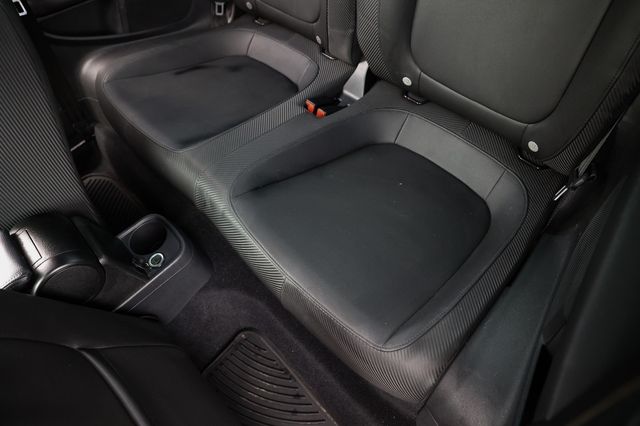 2013 Volkswagen Beetle Coupe  - 23068489 - 12