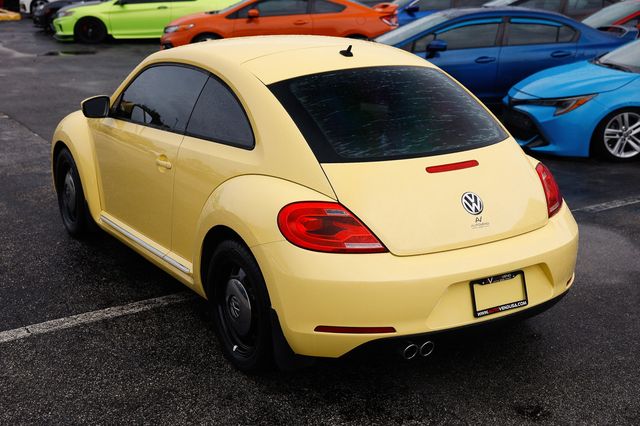 2013 Volkswagen Beetle Coupe  - 23068489 - 7