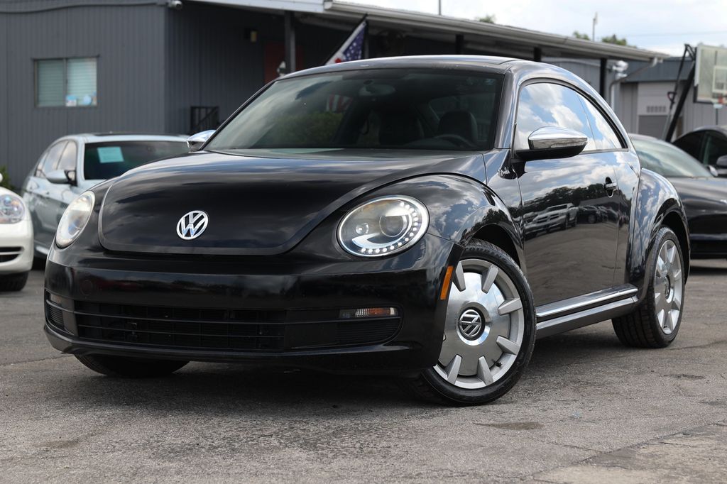 2013 Volkswagen Beetle Coupe 2dr Automatic 2.5L Fender Edition - 23023676 | Video 1