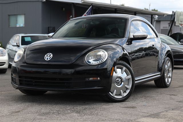 2013 Volkswagen Beetle Coupe 2dr Automatic 2.5L Fender Edition - 23023676 - 0