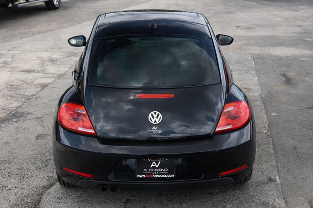 2013 Volkswagen Beetle Coupe 2dr Automatic 2.5L Fender Edition - 23023676 - 11