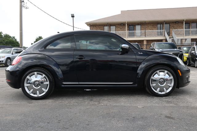 2013 Volkswagen Beetle Coupe 2dr Automatic 2.5L Fender Edition - 23023676 - 15