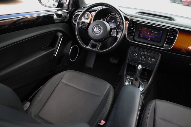 2013 Volkswagen Beetle Coupe 2dr Automatic 2.5L Fender Edition - 23023676 - 24