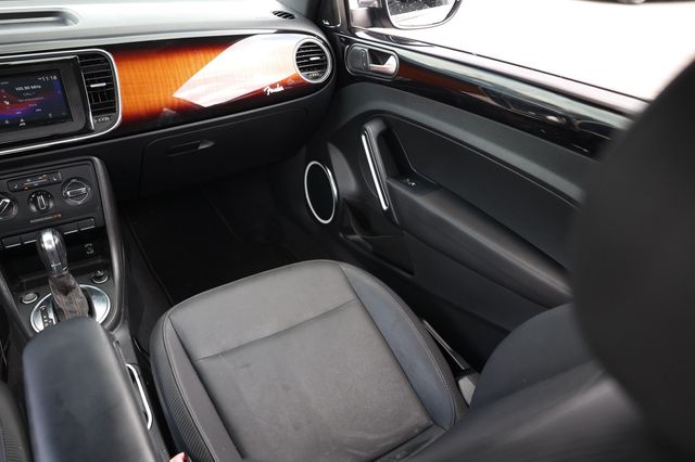 2013 Volkswagen Beetle Coupe 2dr Automatic 2.5L Fender Edition - 23023676 - 25