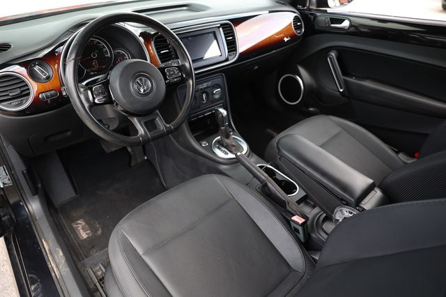 2013 Volkswagen Beetle Coupe 2dr Automatic 2.5L Fender Edition - 23023676 - 5
