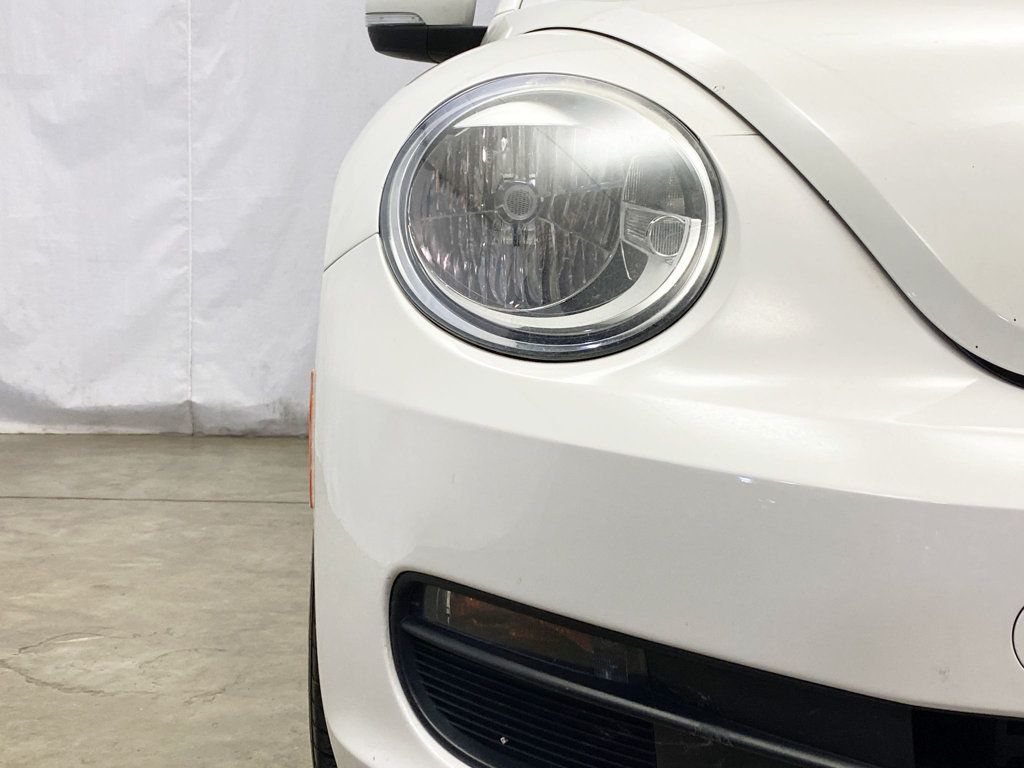 2013 Volkswagen Beetle 2.5L photo 10