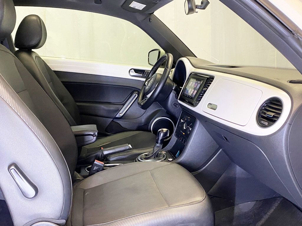 2013 Volkswagen Beetle Coupe 2dr Automatic 2.5L w/Sun/Sound/Nav - 22910908 - 37