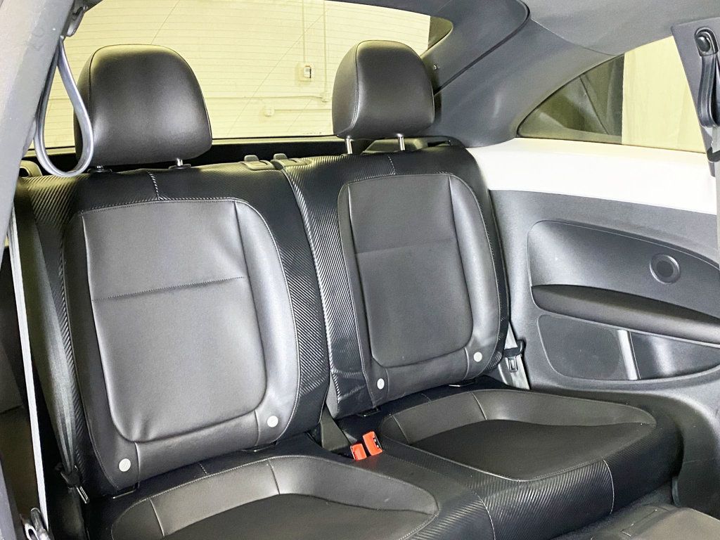 2013 Volkswagen Beetle Coupe 2dr Automatic 2.5L w/Sun/Sound/Nav - 22910908 - 40