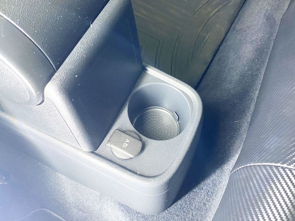 2013 Volkswagen Beetle Coupe 2dr Automatic 2.5L w/Sun/Sound/Nav - 22910908 - 42