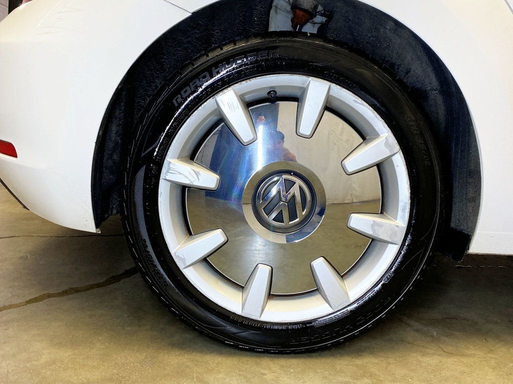 2013 Volkswagen Beetle Coupe 2dr Automatic 2.5L w/Sun/Sound/Nav - 22910908 - 47