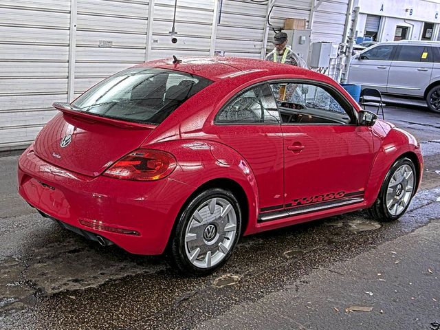 2013 Volkswagen Beetle Coupe 2dr DSG 2.0T Turbo PZEV - 23087406 - 1