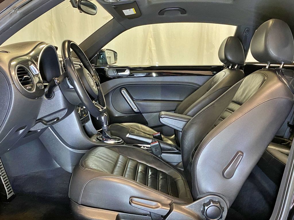 2013 Volkswagen Beetle Coupe 2dr DSG 2.0T Turbo w/Sun/Snd/Nav PZEV *Ltd Avail* - 23002047 - 19