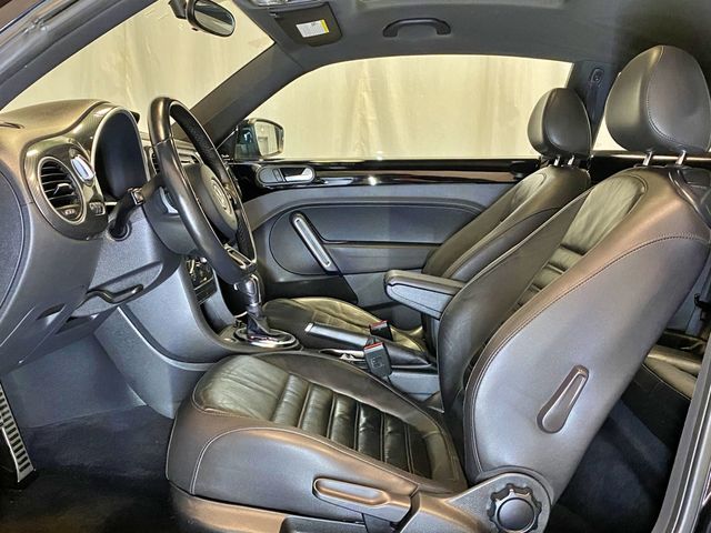2013 Volkswagen Beetle Coupe 2dr DSG 2.0T Turbo w/Sun/Snd/Nav PZEV *Ltd Avail* - 23002047 - 19