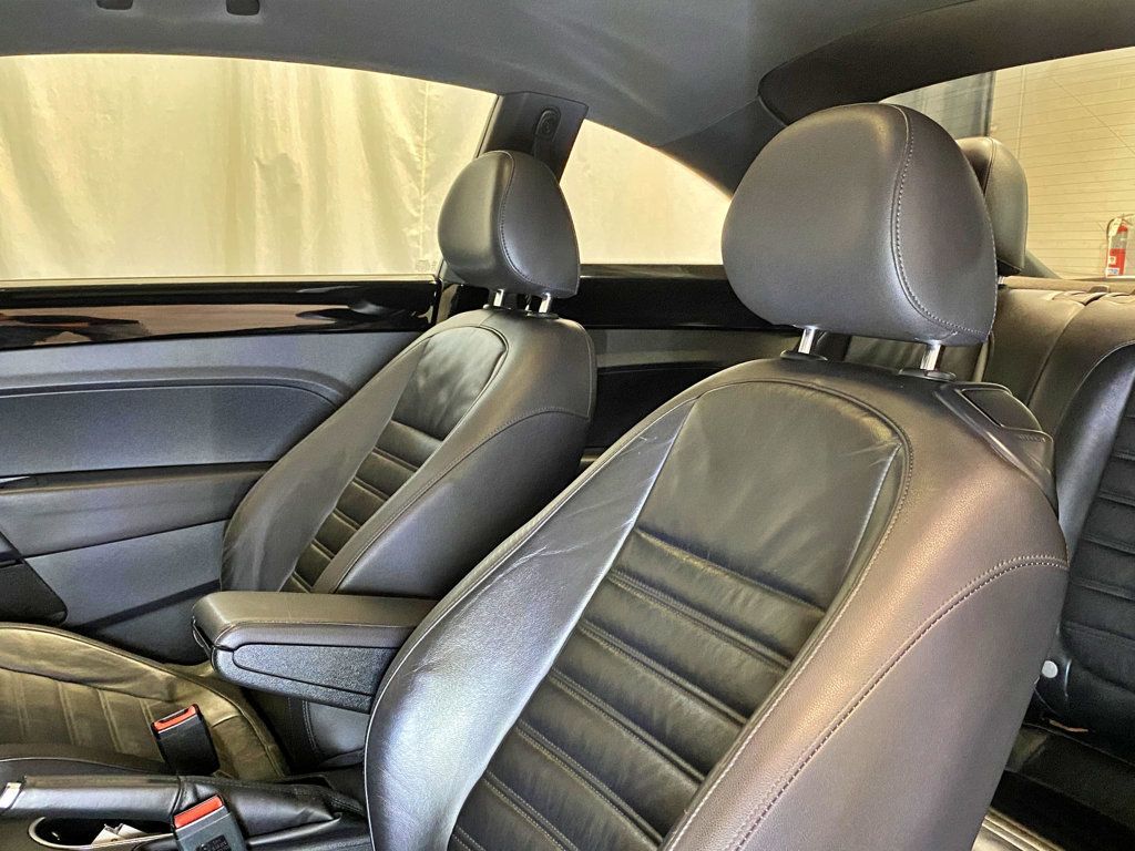 2013 Volkswagen Beetle Coupe 2dr DSG 2.0T Turbo w/Sun/Snd/Nav PZEV *Ltd Avail* - 23002047 - 21