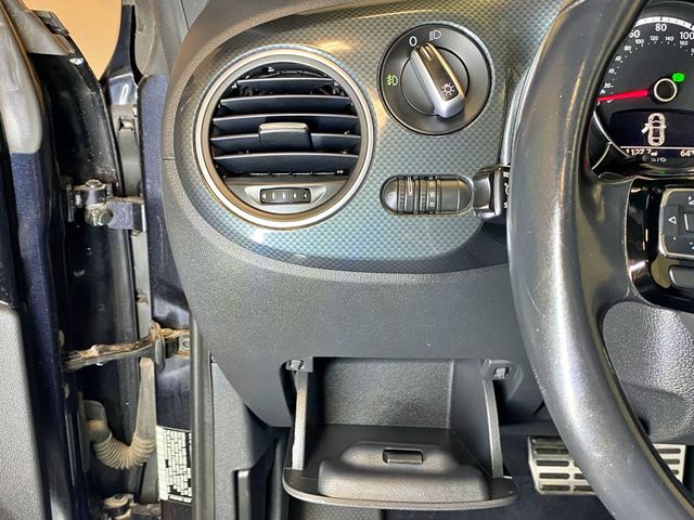 2013 Volkswagen Beetle Coupe 2dr DSG 2.0T Turbo w/Sun/Snd/Nav PZEV *Ltd Avail* - 23002047 - 23