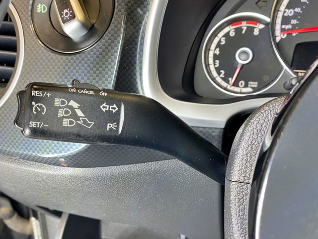 2013 Volkswagen Beetle Coupe 2dr DSG 2.0T Turbo w/Sun/Snd/Nav PZEV *Ltd Avail* - 23002047 - 27