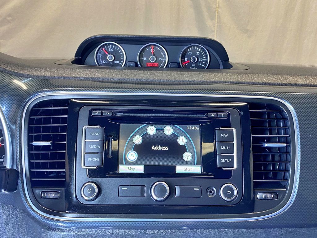 2013 Volkswagen Beetle Coupe 2dr DSG 2.0T Turbo w/Sun/Snd/Nav PZEV *Ltd Avail* - 23002047 - 31