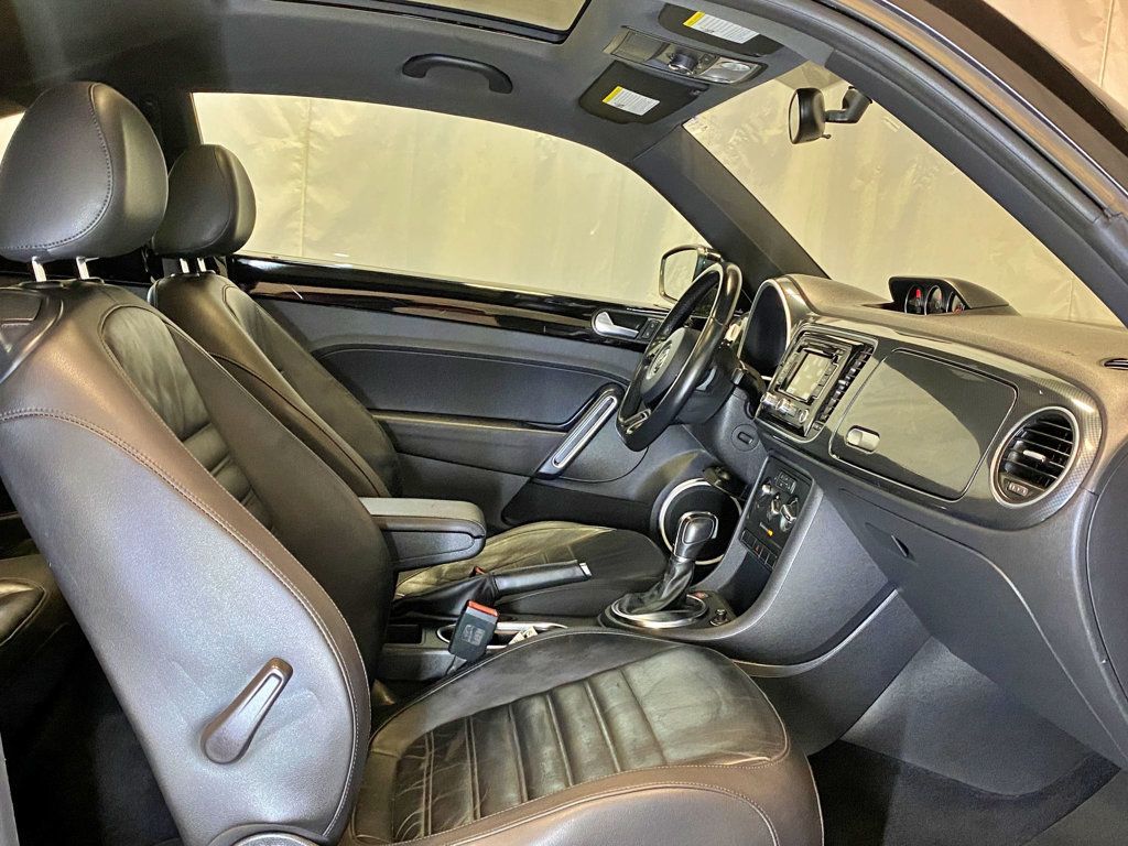 2013 Volkswagen Beetle Coupe 2dr DSG 2.0T Turbo w/Sun/Snd/Nav PZEV *Ltd Avail* - 23002047 - 41