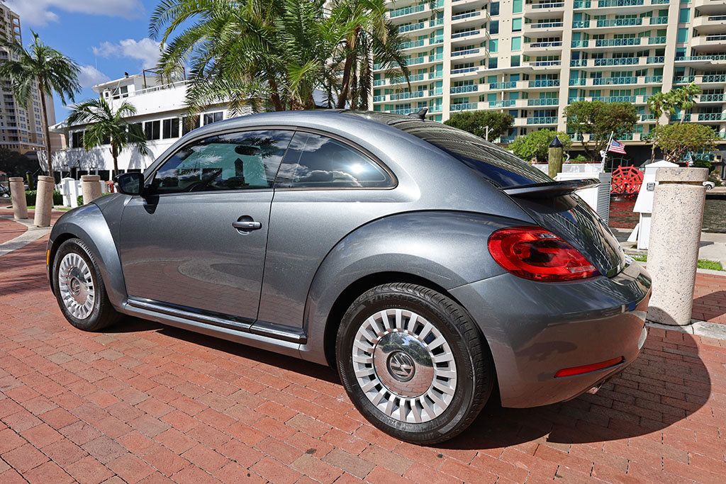 2013 Volkswagen Beetle Coupe 2dr DSG 2.0T Turbo w/Sun/Sound PZEV - 22211517 - 4
