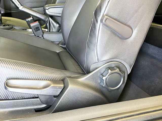 2013 Volkswagen Beetle Coupe 2dr Manual 2.5L w/Sun/Sound/Nav PZEV - 22914362 - 21