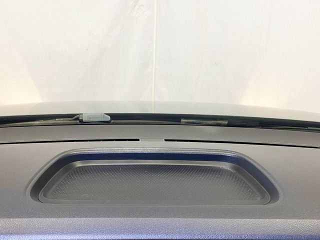 2013 Volkswagen Beetle Coupe 2dr Manual 2.5L w/Sun/Sound/Nav PZEV - 22914362 - 30