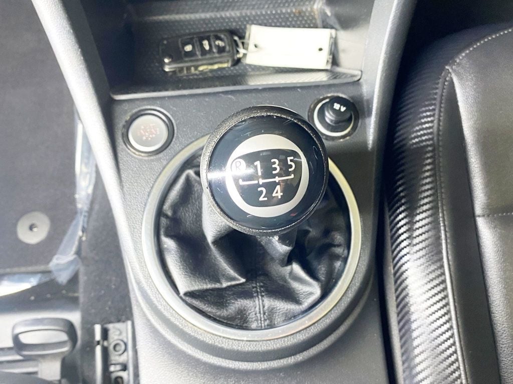 2013 Volkswagen Beetle 2.5L photo 35