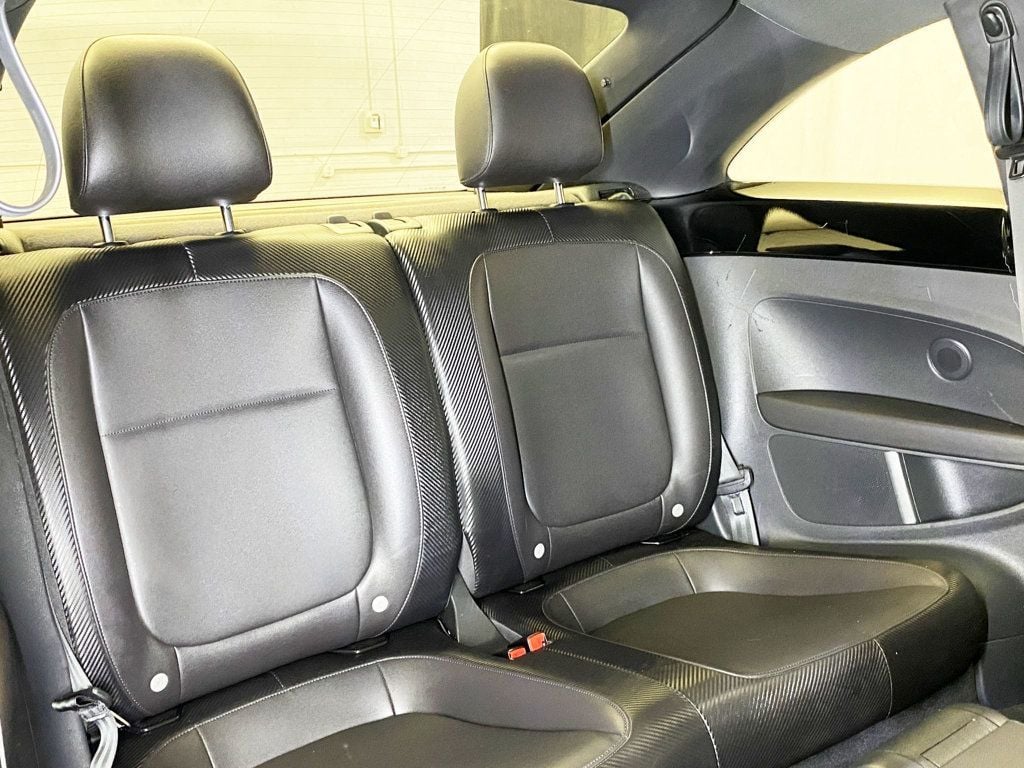 2013 Volkswagen Beetle 2.5L photo 44