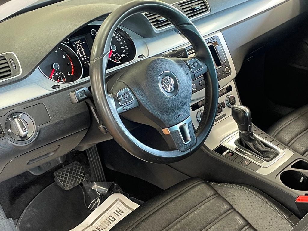 2013 Volkswagen CC 4dr Sedan DSG R-Line - 23016331 - 13