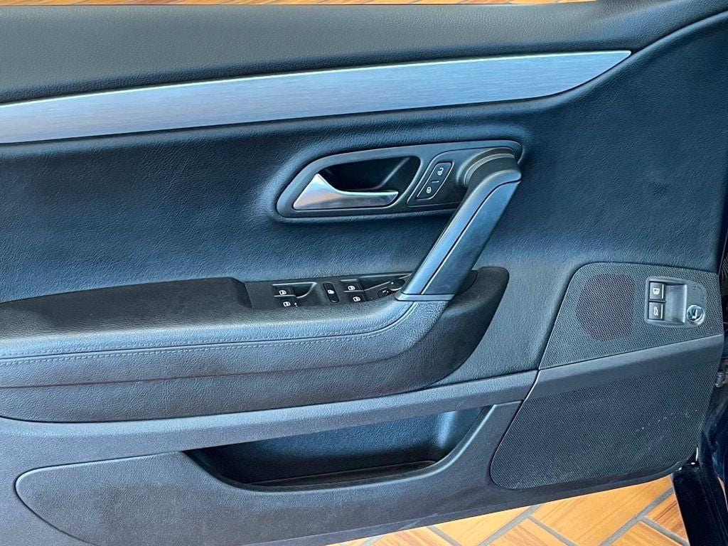 2013 Volkswagen CC 4dr Sedan DSG R-Line - 23016331 - 14