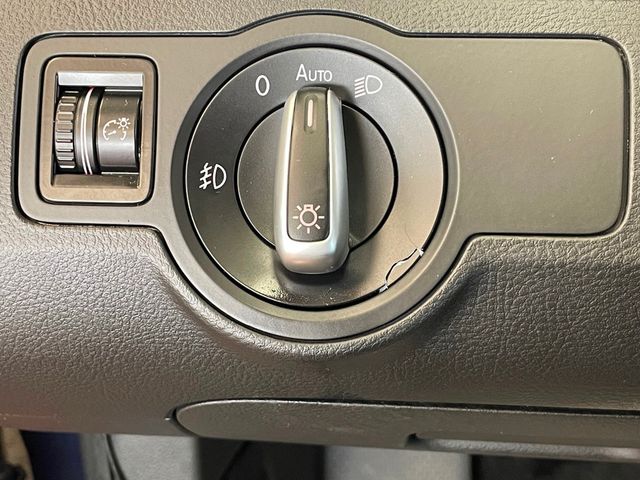 2013 Volkswagen CC 4dr Sedan DSG R-Line - 23016331 - 30