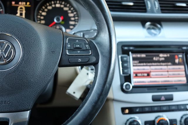 2013 Volkswagen CC 4dr Sedan DSG R-Line - 22929331 - 32