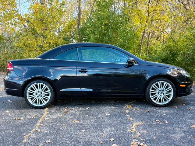2013 Volkswagen Eos 2dr Convertible Komfort SULEV - 22939355 - 13