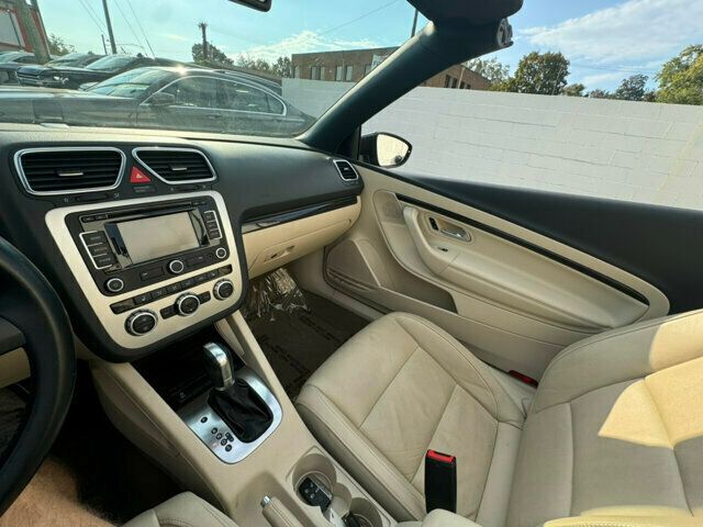 2013 Volkswagen Eos LocalTrade/Lux/HardtopConvertible/HeatedLeatherSeats/NAV - 22641434 - 24