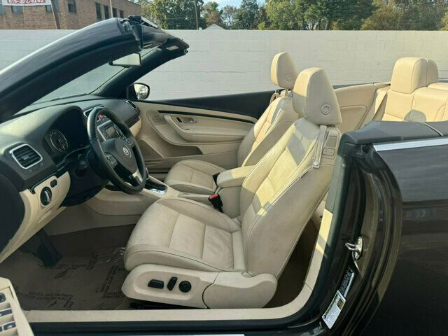 2013 Volkswagen Eos LocalTrade/Lux/HardtopConvertible/HeatedLeatherSeats/NAV - 22641434 - 8