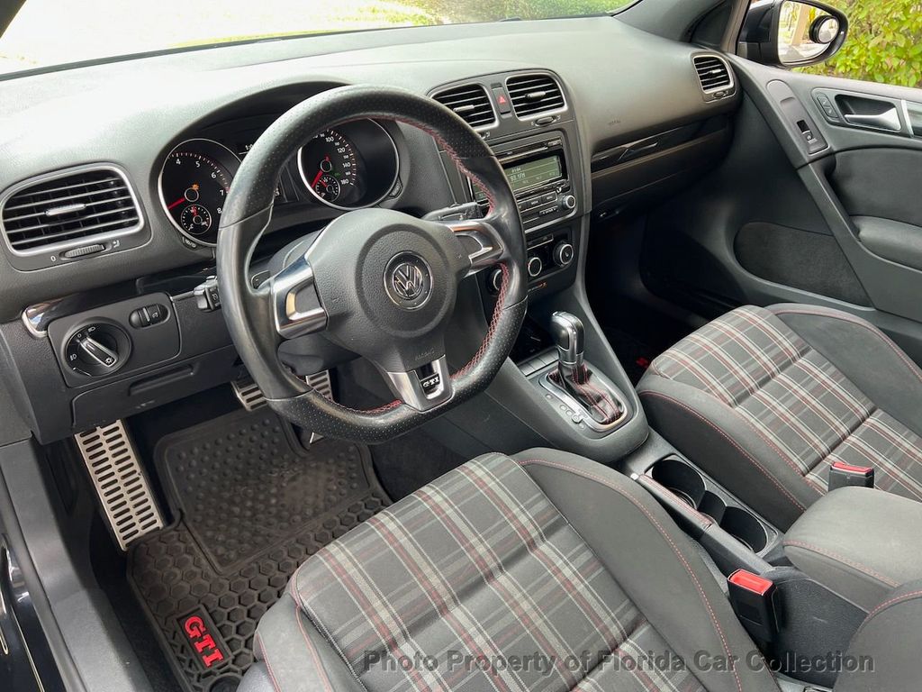 2013 Volkswagen Golf GTI 2-Door Hatchback DSG - 22301960 - 30