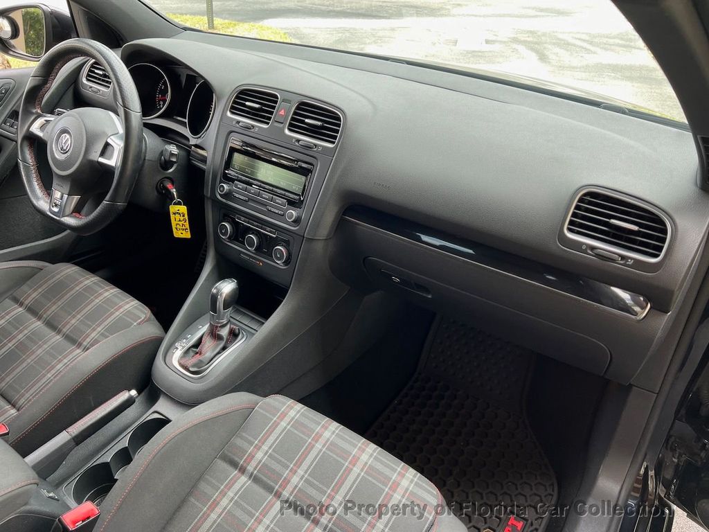 2013 Volkswagen Golf GTI 2-Door Hatchback DSG - 22301960 - 38