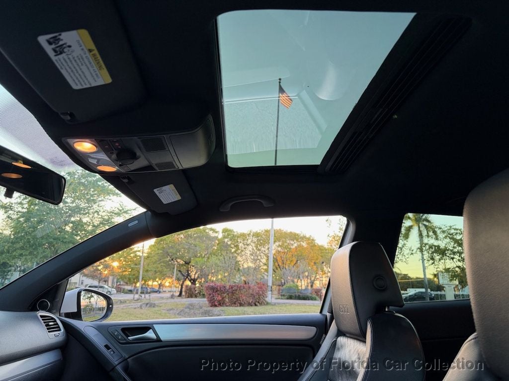 2013 Volkswagen Golf GTI DSG Autobahn Hatchback 2-Door - 22983576 - 52