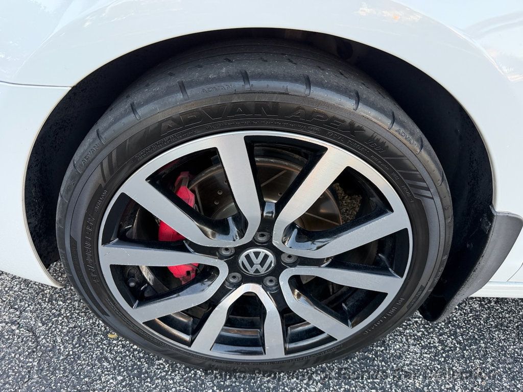 2013 Volkswagen Golf GTI DSG Autobahn Hatchback 2-Door - 22983576 - 60