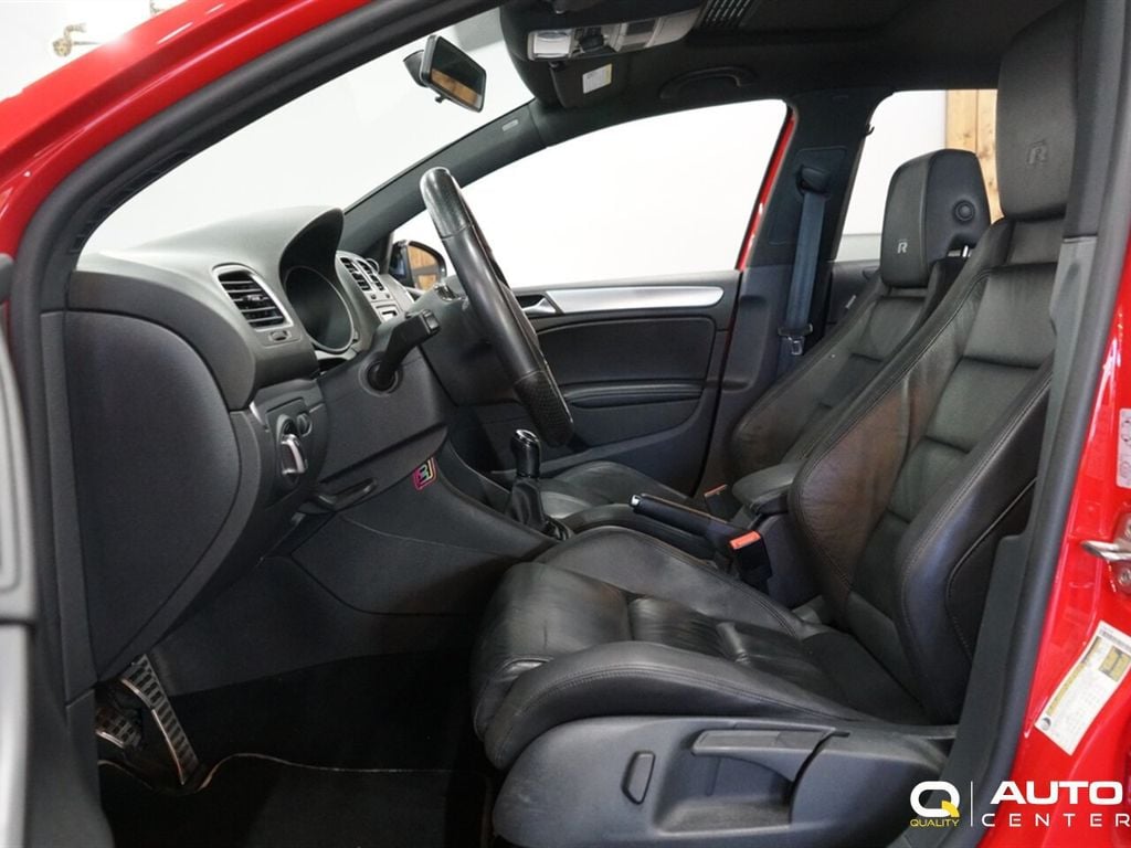 2013 Volkswagen Golf R 4dr Hatchback w/Sunroof & Navi - 22889252 - 17