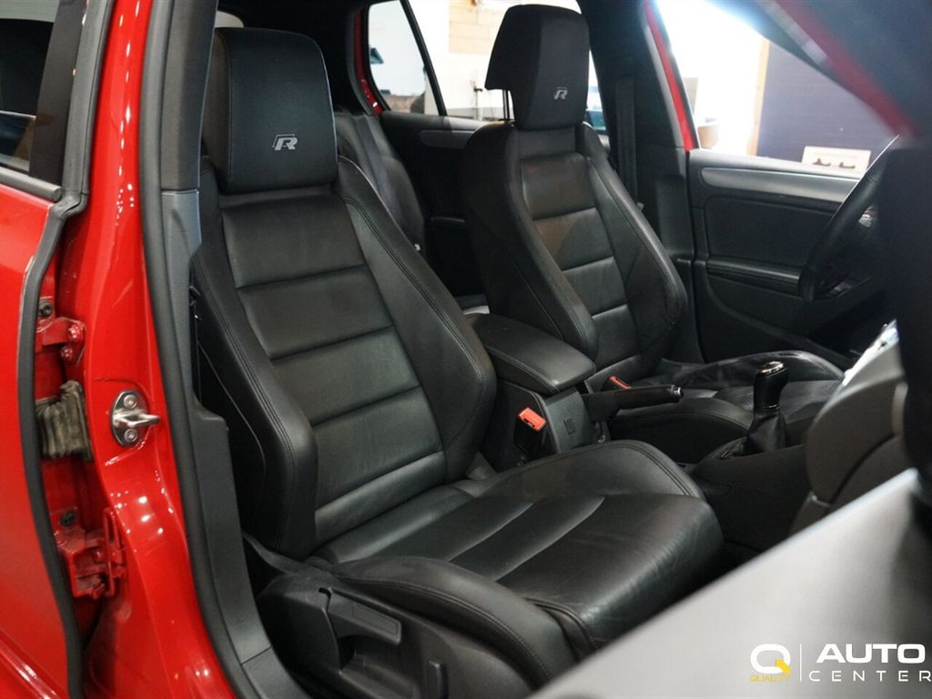 2013 Volkswagen Golf R 4dr Hatchback w/Sunroof & Navi - 22889252 - 18