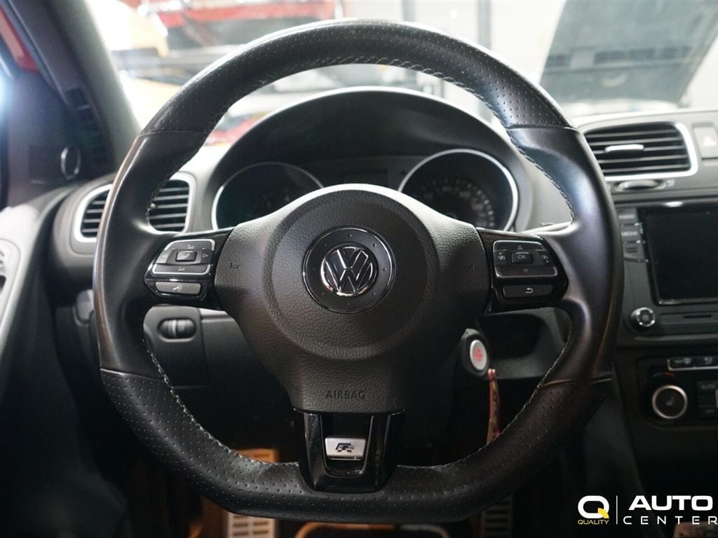 2013 Volkswagen Golf R 4dr Hatchback w/Sunroof & Navi - 22889252 - 22