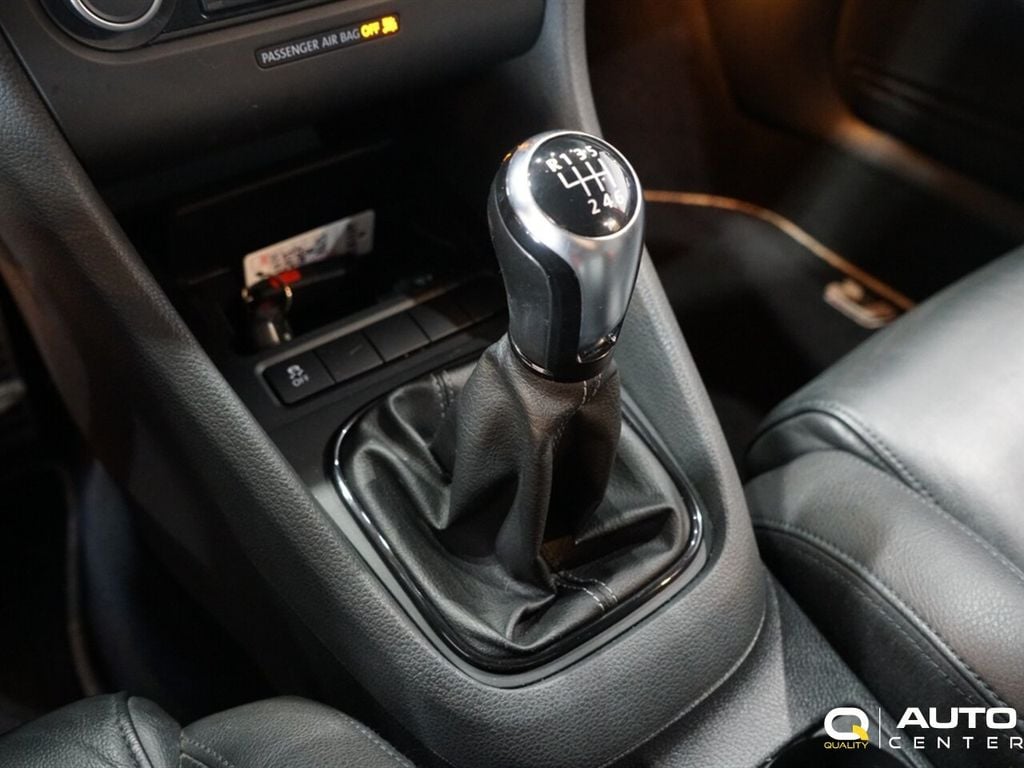 2013 Volkswagen Golf R 4dr Hatchback w/Sunroof & Navi - 22889252 - 30