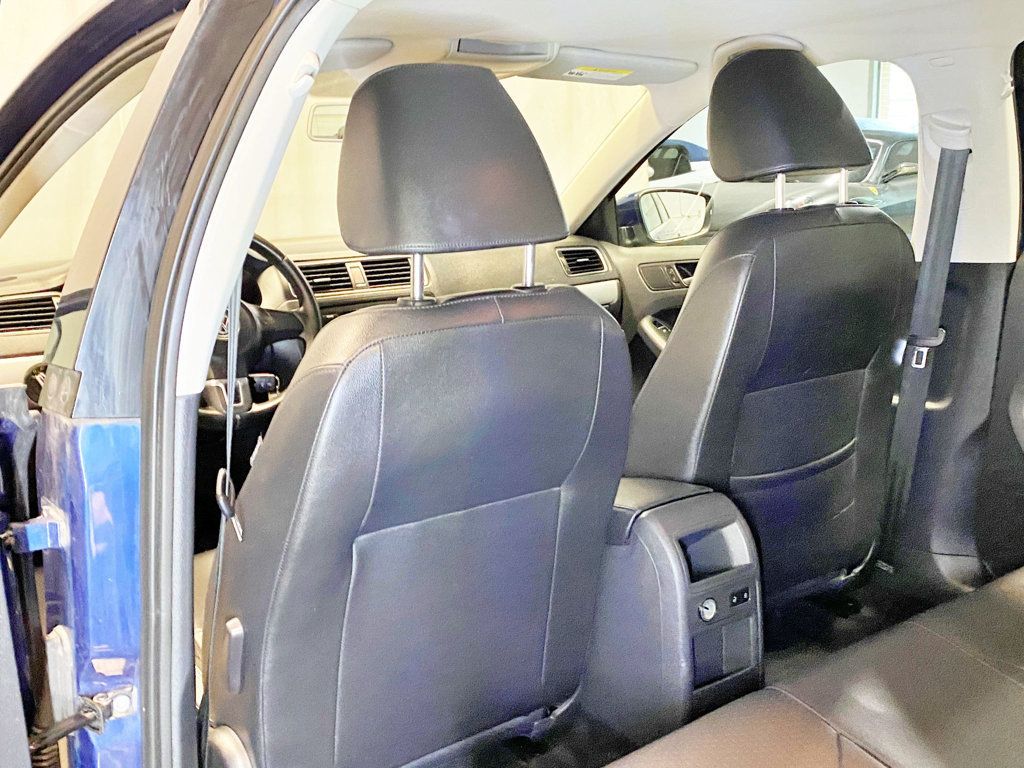 2013 Volkswagen Jetta Sedan  - 23027152 - 25